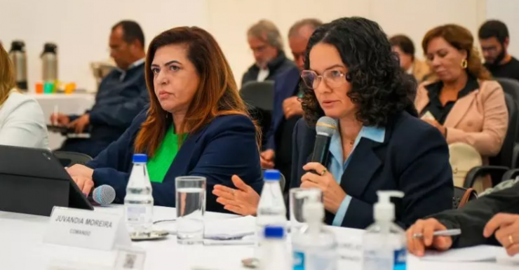 Imagem Negociação com a Fenaban abre debate sobre tecnologias de monitoramento no home office e impactos no emprego