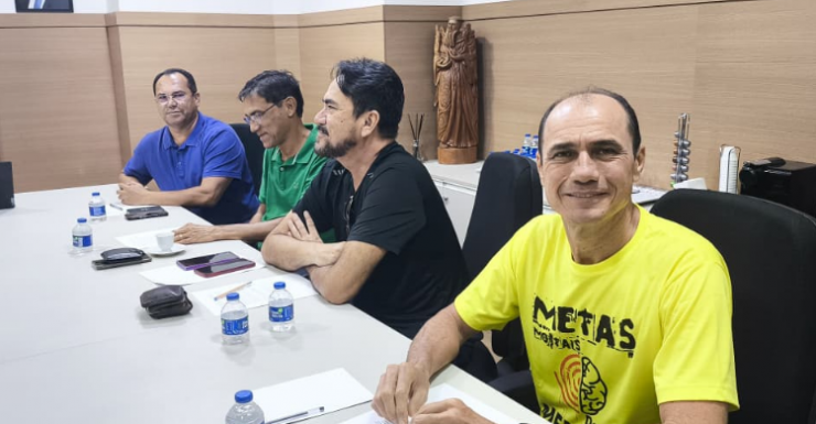 Imagem SEEB/SE se reúne com direção do BANESE para discutir cálculos da ação do PCS 